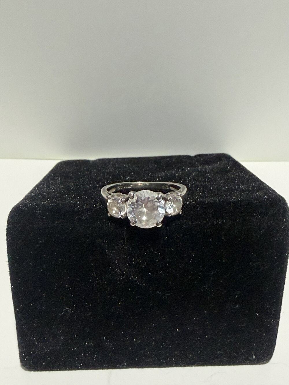LADIES STAUER DIAMOND AURA 3-STONE CLASSIQUE 925 STERLING SILVER RING SIZE 6